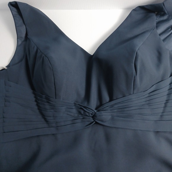 Navy Blue Tiered Chiffon Formal Gown V-Neck Corset Back Size 10 NEW - Picture 10 of 12